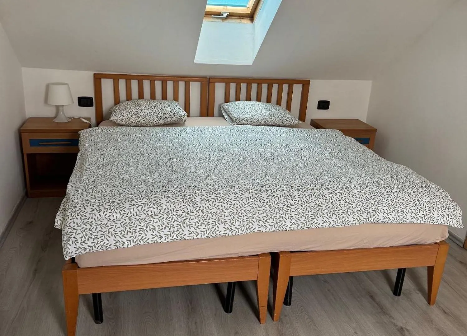Cool Duplex With Terrace Near Florenc Praha 0*,